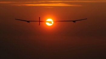 Solar Impulse 2, laereo solare pronto per il suo primo giro del mondo