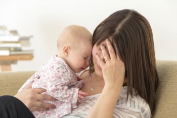 Depressione per una neomamma su 5 ma Dna individua chi rischia. Se livelli recettore ossitocina sono bassi donna è più esposta