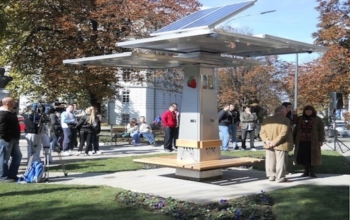 Alberi solari per ricaricare il cellulare, la novità in Serbia