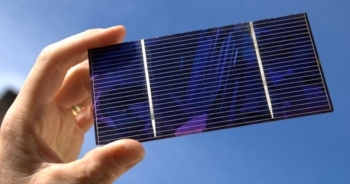 Fotovoltaico economico e ultrasottile grazie ai conduttori plastici