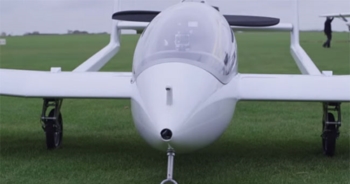 Primo aereo ibrido riduce consumo carburante del 30%