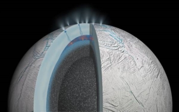 'Culle' della vita sotto i ghiacci di una luna di Saturno. Sorgenti di acqua calda nell'oceano nascosto di Encelado