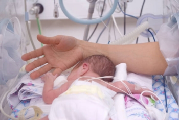 Pelle 'costruita' con membrane placenta salva neonata