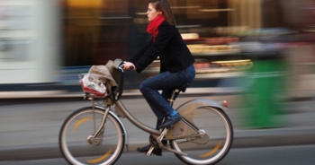 Mobilità sostenibile: francesi pagati per andare al lavoro in bici