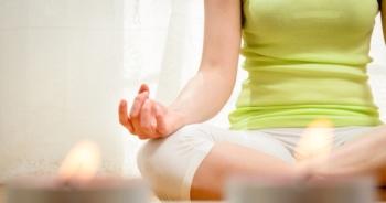 Yoga aiuto naturale contro la depressione e altre quattro condizioni