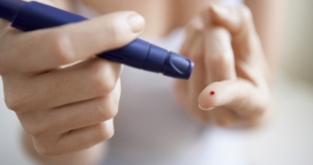 Diabete di tipo 2: sostituire tabacco con snack aumenta il rischio del 20%